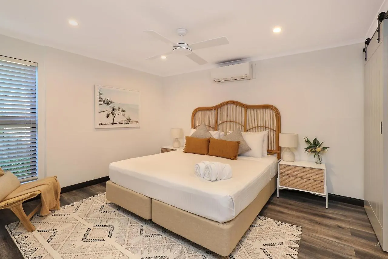 Mooloolaba Canal Home - Modern 4Bedroom With Spa, Sauna And Private Pontoon - New Proprietor 2024 0*,  Australia